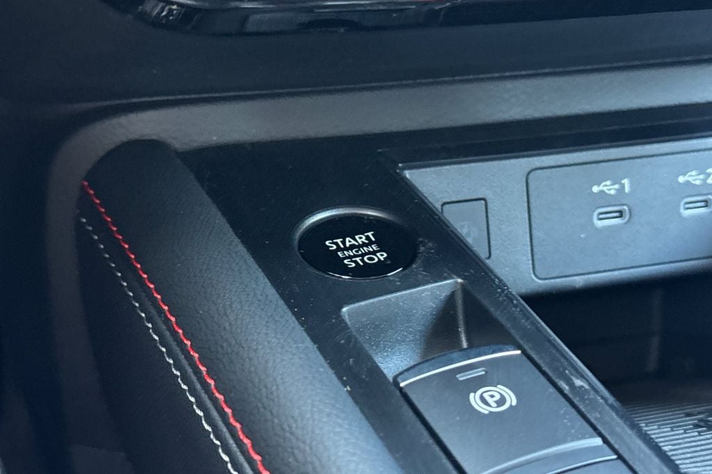 2027 Nissan Kicks SR