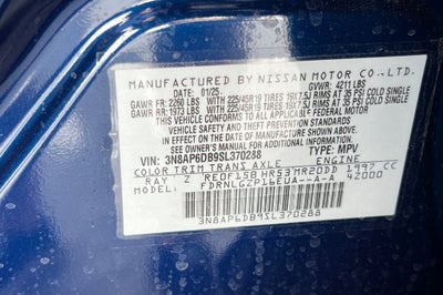 2025 Nissan Kicks SR