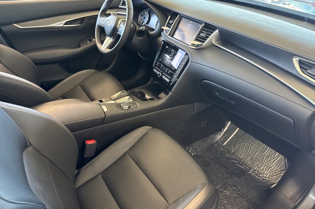 2024 INFINITI QX50 LUXE