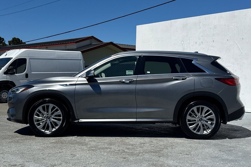 2024 INFINITI QX50 LUXE