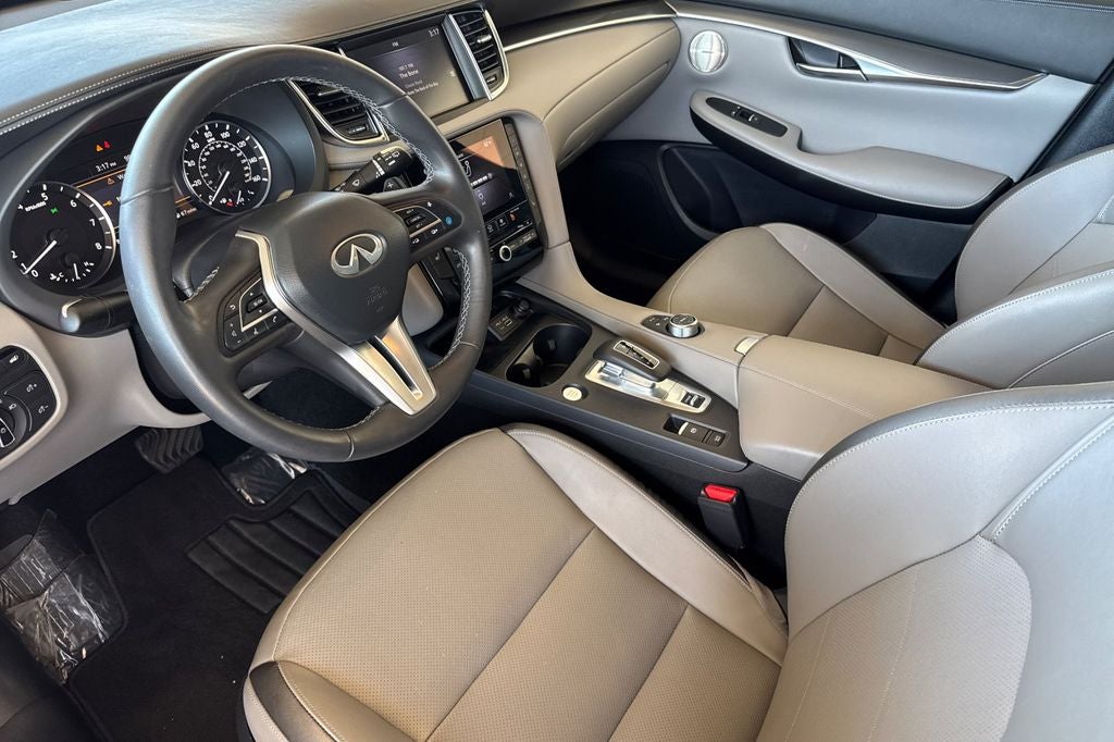 2024 INFINITI QX50 LUXE
