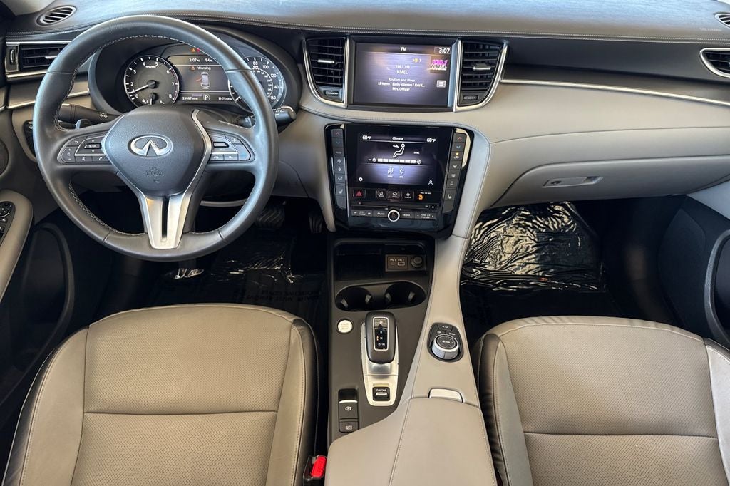 2023 INFINITI QX50 LUXE