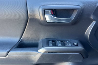 2022 Toyota Tacoma TRD Off-Road V6