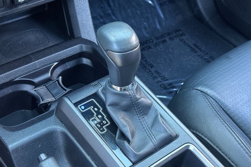 2022 Toyota Tacoma TRD Off-Road V6