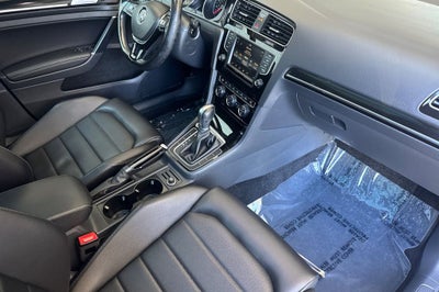 2017 Volkswagen Golf SportWagen SEL