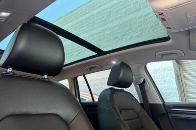 2017 Volkswagen Golf SportWagen SEL