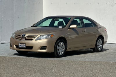 2011 Toyota Camry LE