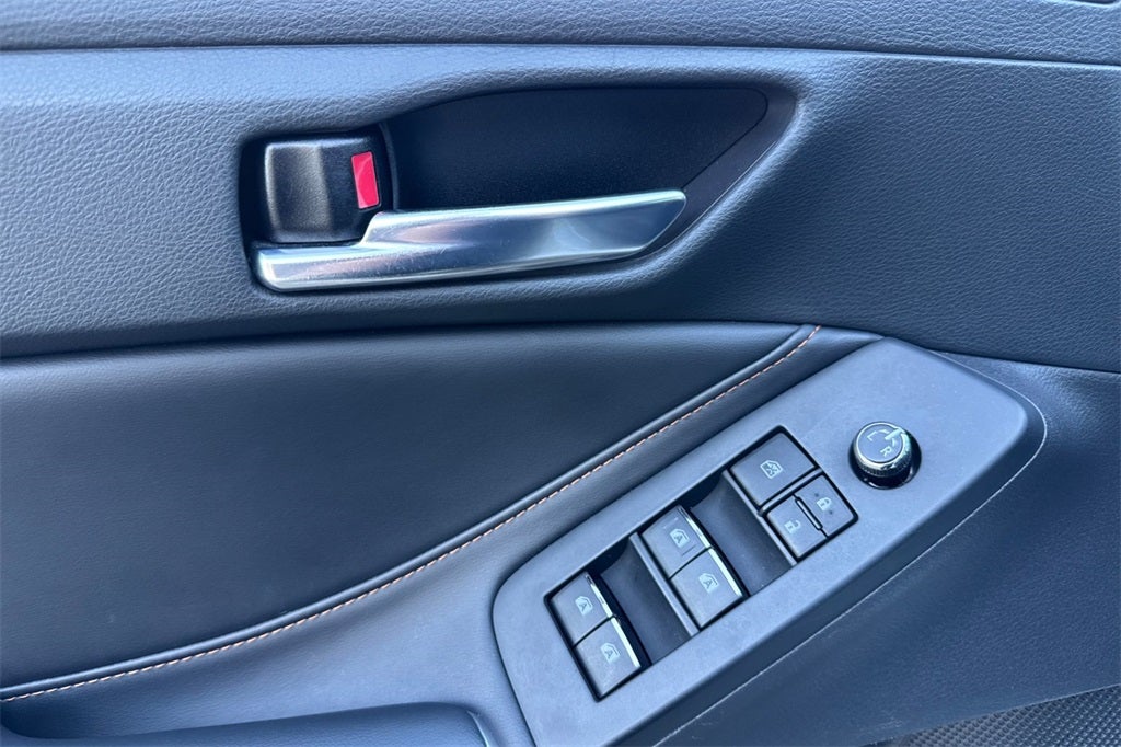 2022 Toyota Avalon Hybrid XSE