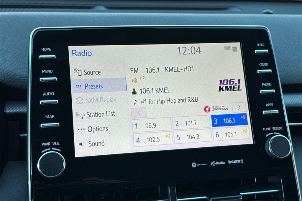 2022 Toyota Avalon Hybrid XSE