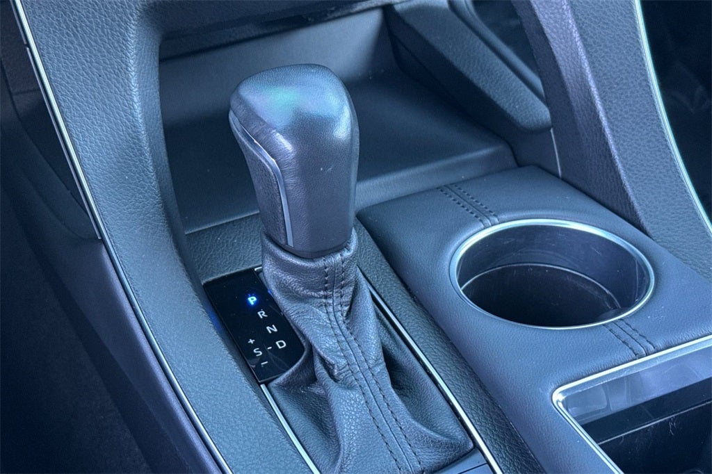 2022 Toyota Avalon Hybrid XSE