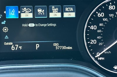 2022 Toyota Avalon Hybrid XSE