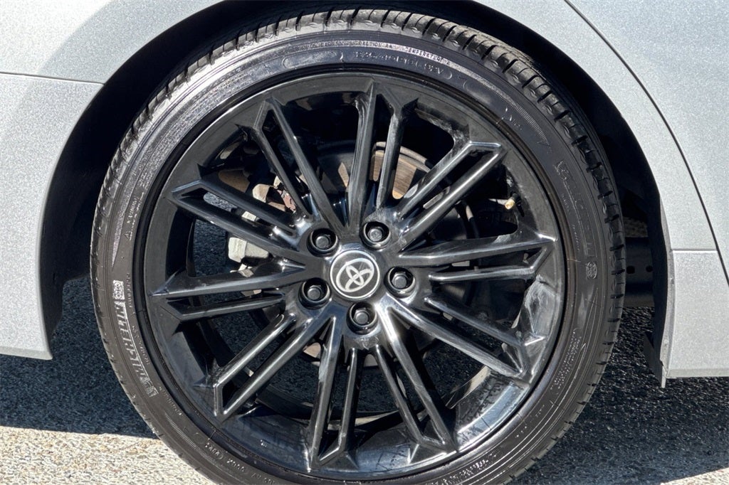 2022 Toyota Avalon Hybrid XSE