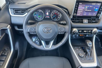2022 Toyota RAV4 Hybrid SE