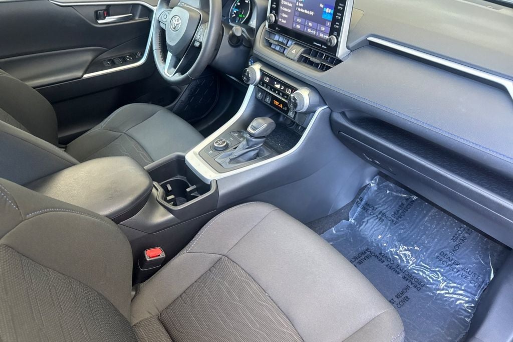 2022 Toyota RAV4 Hybrid SE