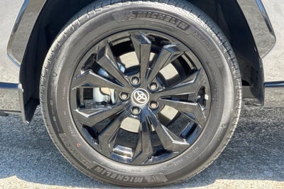 2022 Toyota RAV4 Hybrid SE