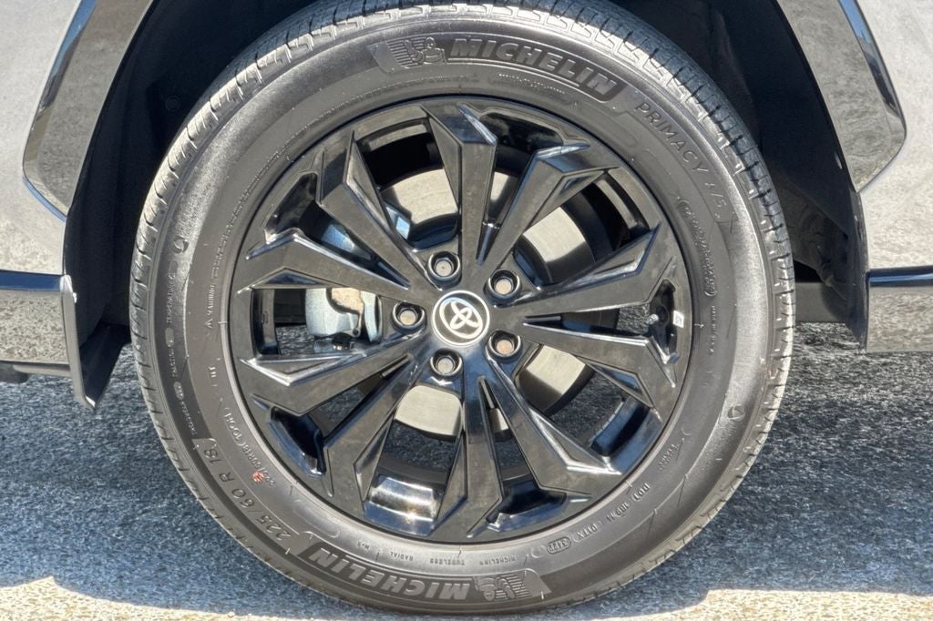 2022 Toyota RAV4 Hybrid SE