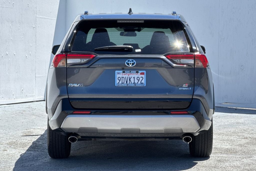 2022 Toyota RAV4 Hybrid SE