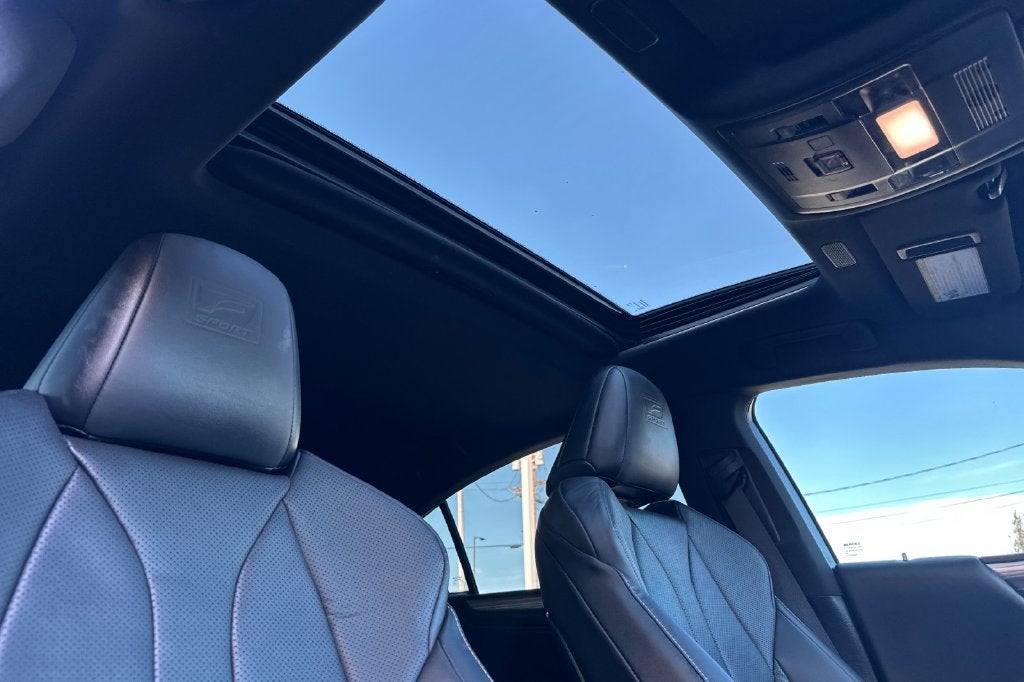 2024 Lexus ES 300h F SPORT Handling