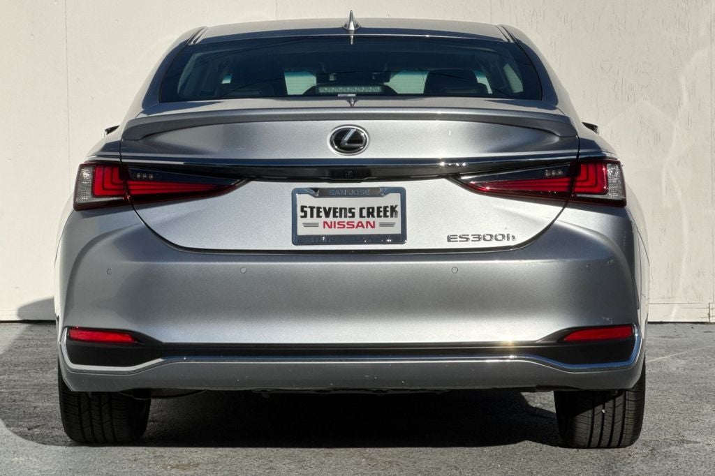 2025 Lexus ES ES 300h