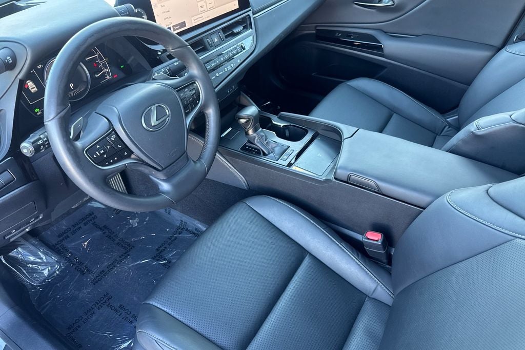 2025 Lexus ES ES 300h