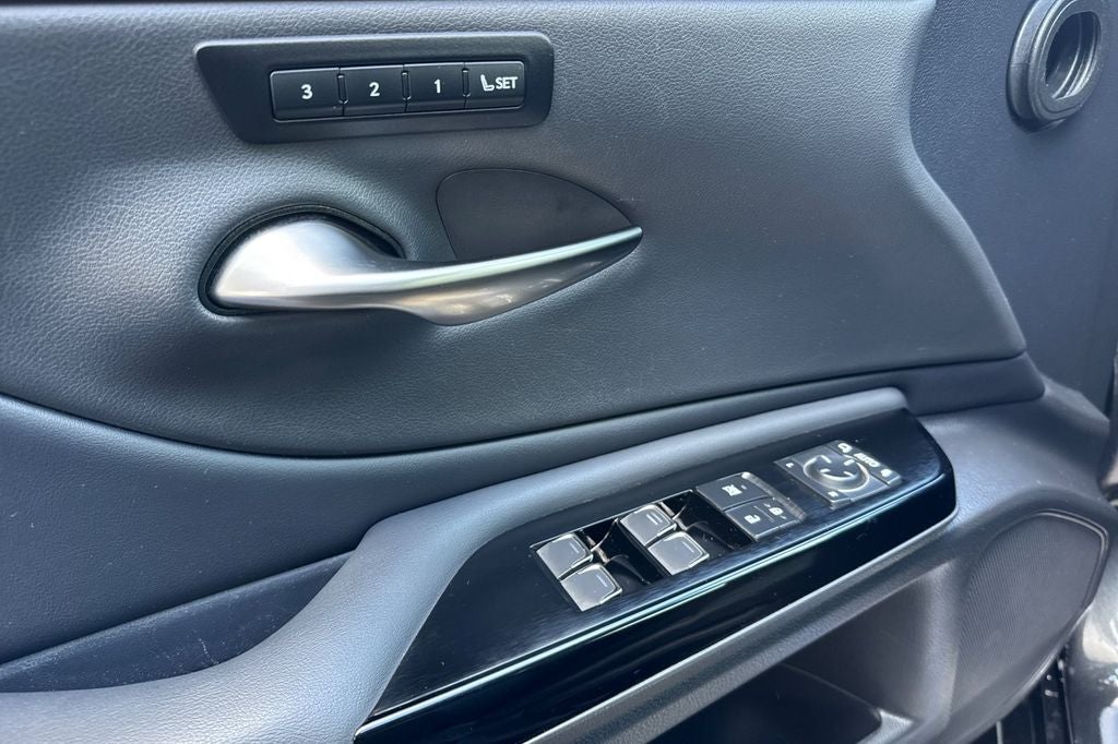 2024 Lexus ES 300h