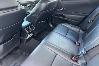 2024 Lexus ES 300h