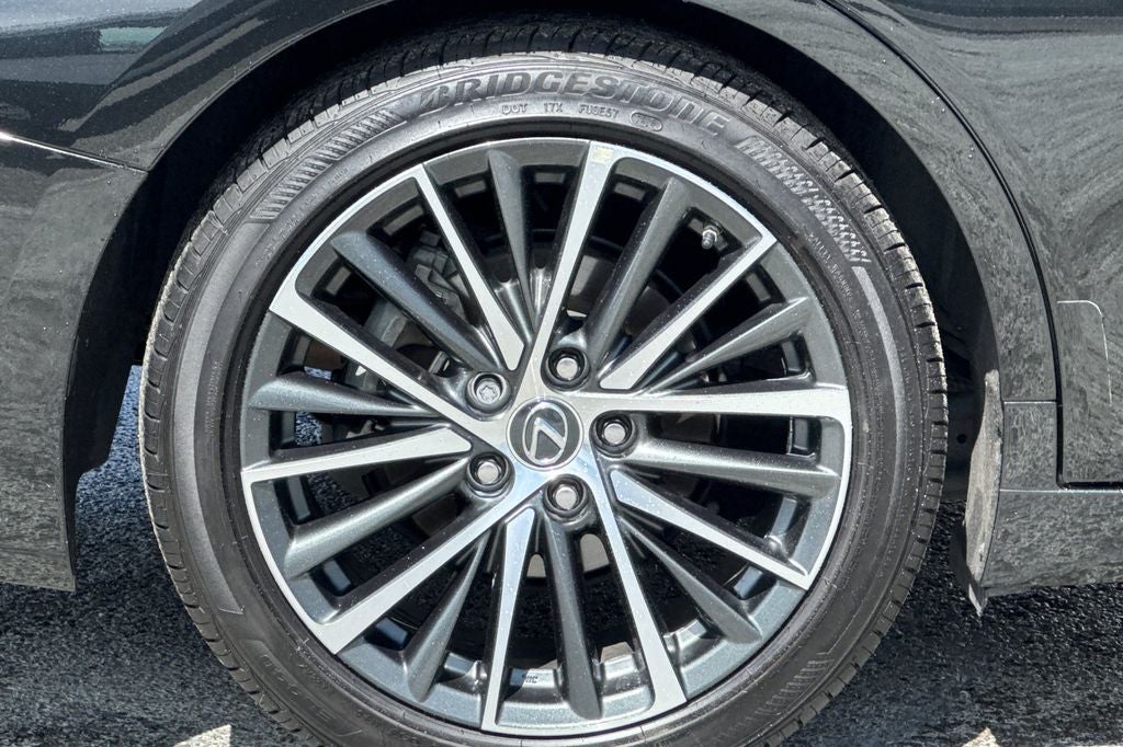 2024 Lexus ES 300h