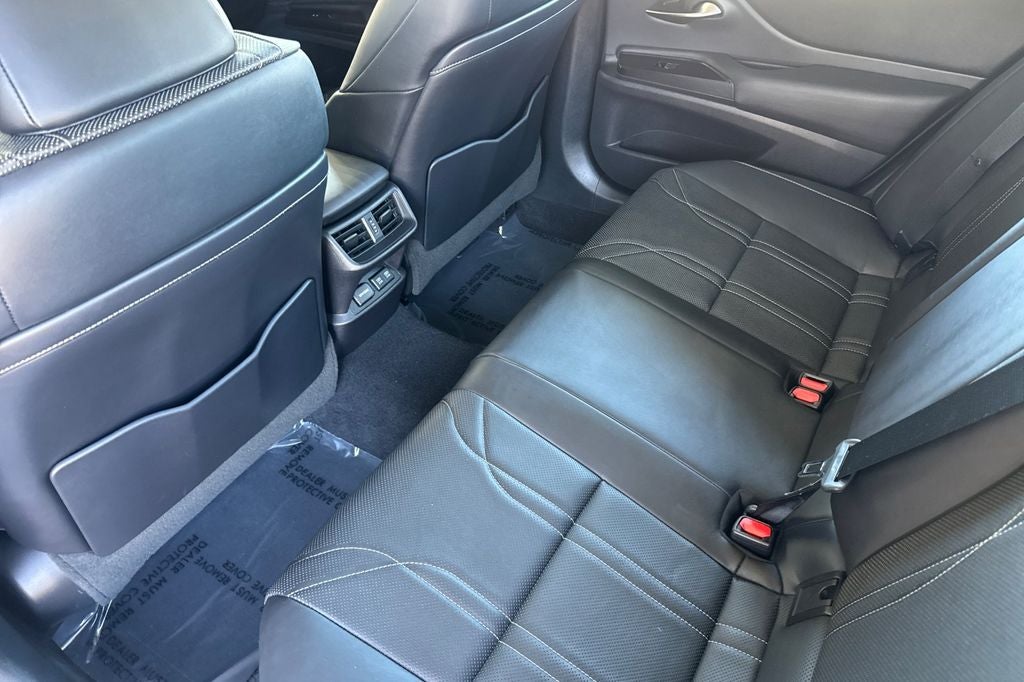 2021 Lexus ES 300h Luxury