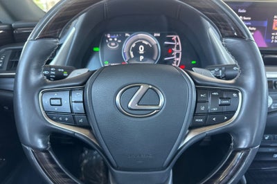 2021 Lexus ES 300h Luxury