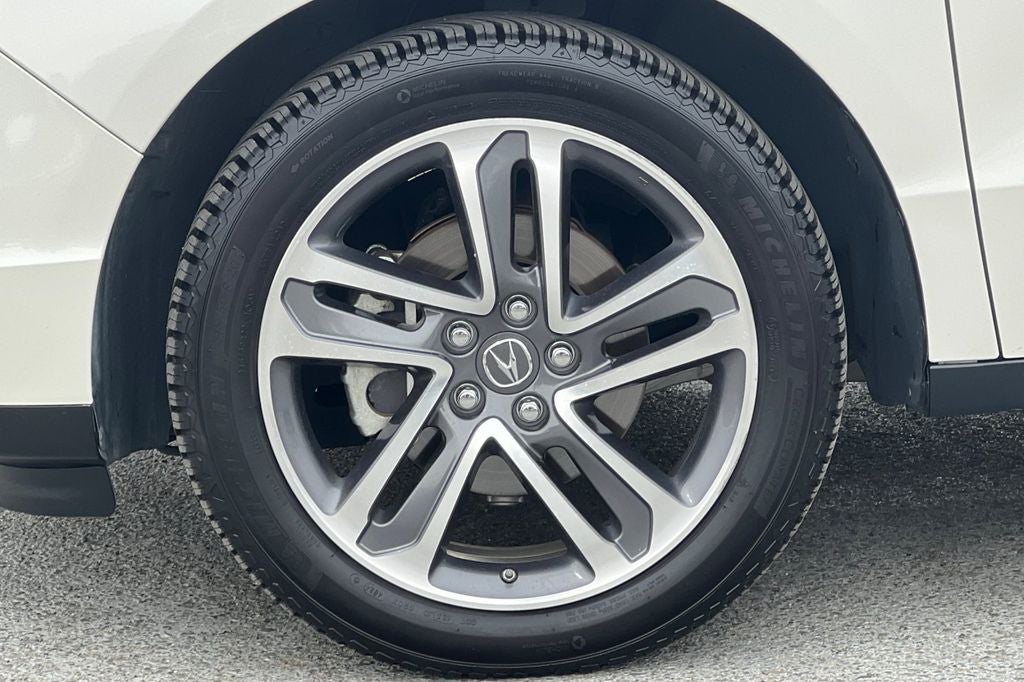 2017 Acura MDX 3.5L SH-AWD w/Advance & Entertainment Pkgs