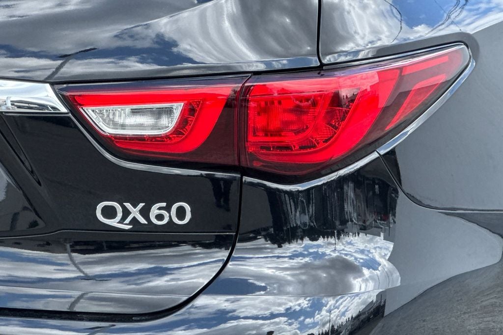 2016 INFINITI QX60 Base