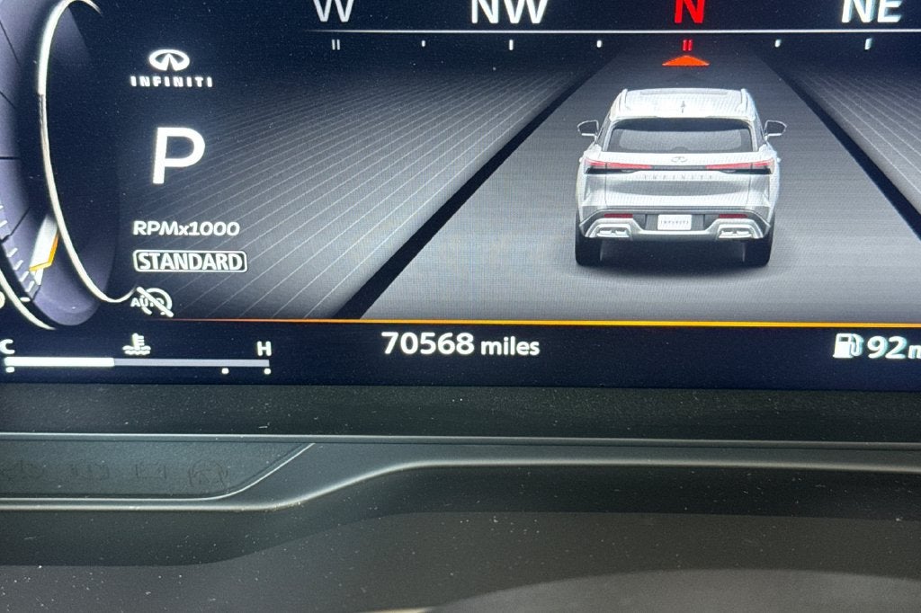 2025 INFINITI QX60 LUXE