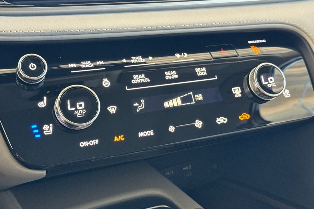 2026 INFINITI QX60 LUXE