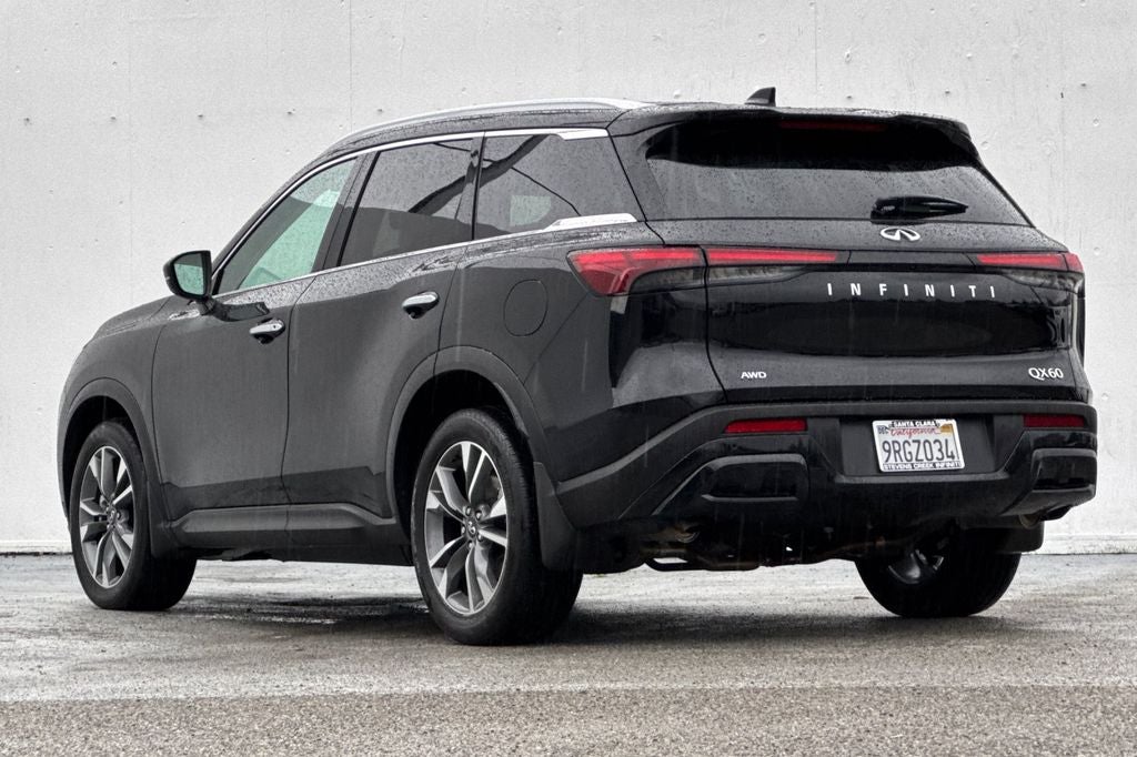 2025 INFINITI QX60 LUXE