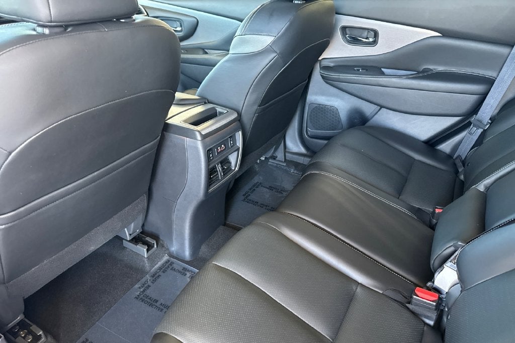2023 Nissan Murano SL