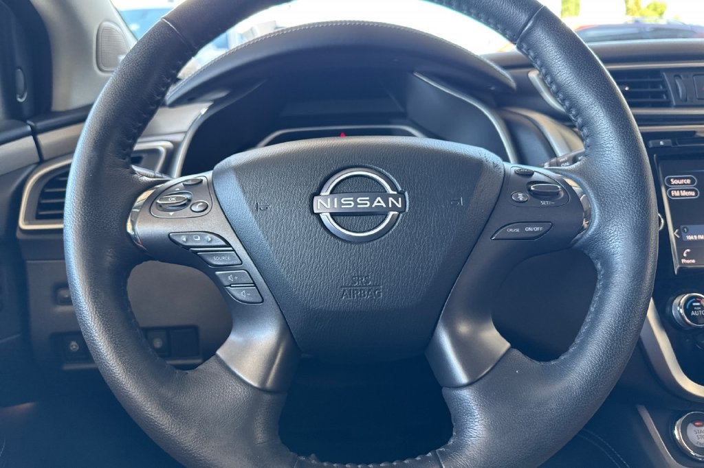 2023 Nissan Murano SL