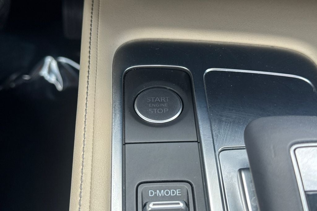 2023 INFINITI QX60 PURE