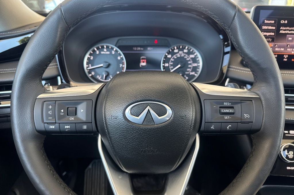 2023 INFINITI QX60 PURE
