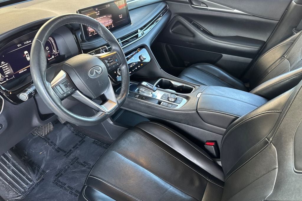 2023 INFINITI QX60 LUXE