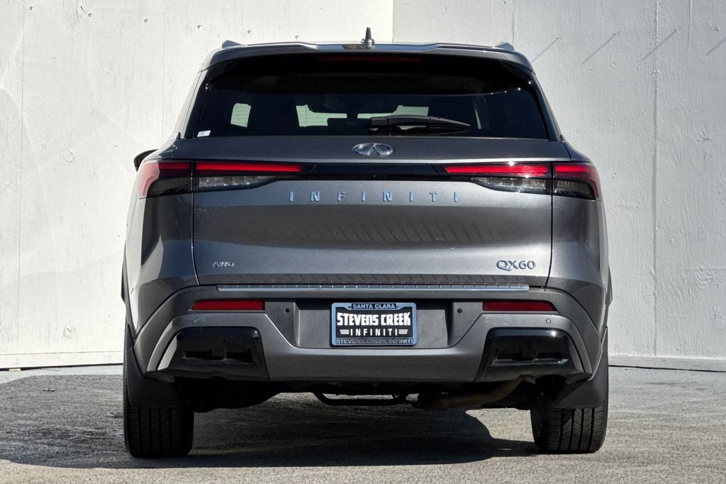 2023 INFINITI QX60 LUXE
