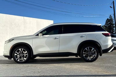 2023 INFINITI QX60 LUXE