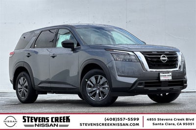 2025 Nissan Pathfinder S