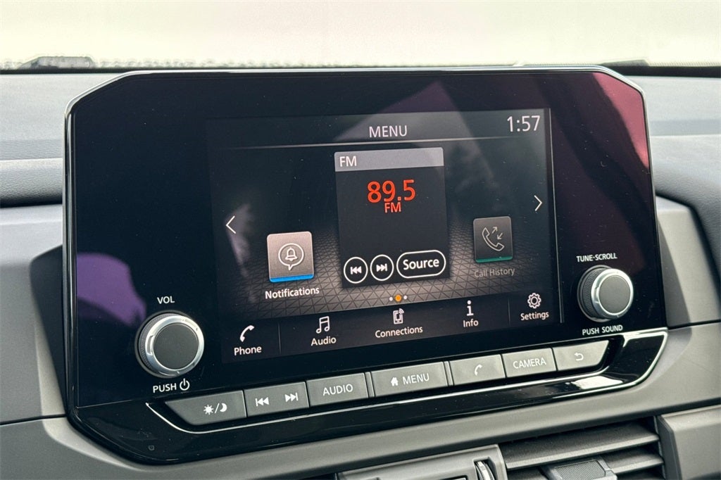 2025 Nissan Pathfinder S