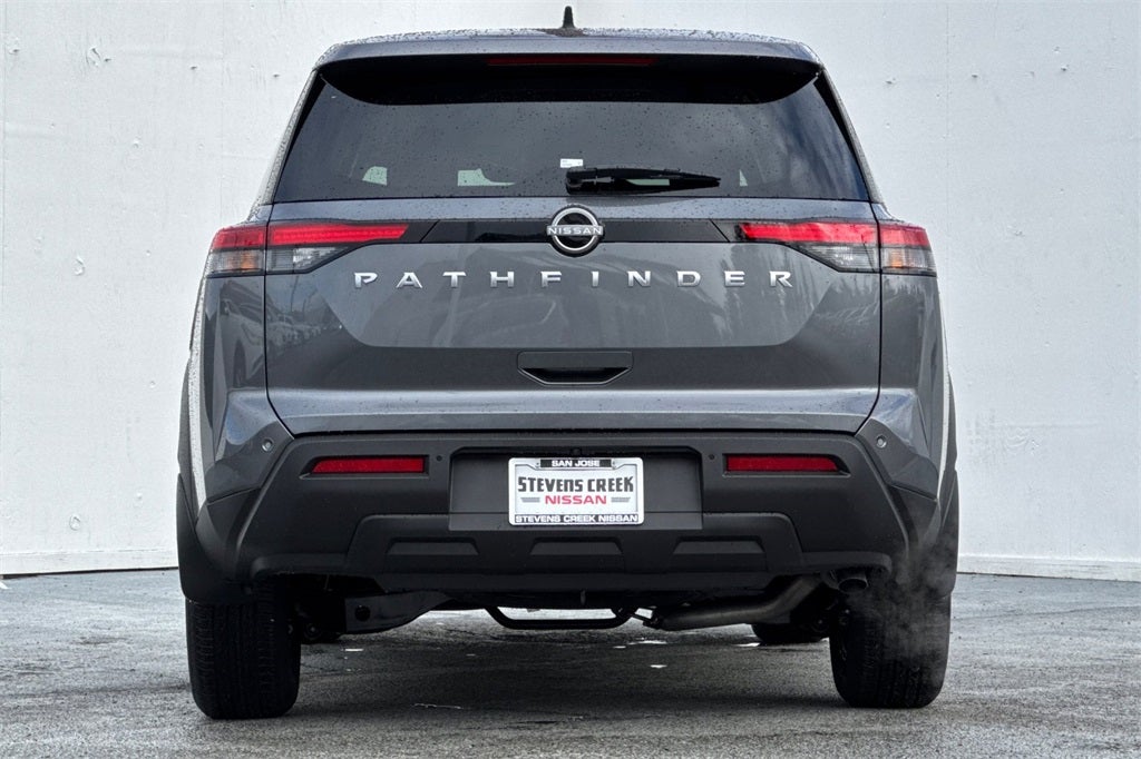 2025 Nissan Pathfinder S