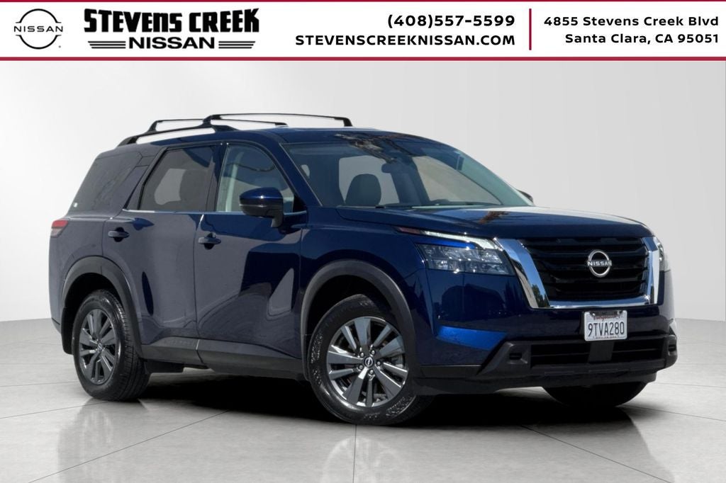 2024 Nissan Pathfinder SV