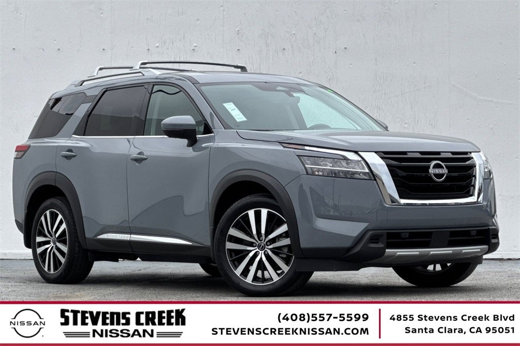 2024 Nissan Pathfinder Platinum