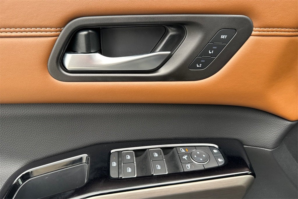 2024 Nissan Pathfinder Platinum