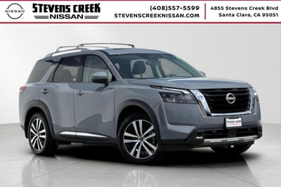2025 Nissan Pathfinder Platinum