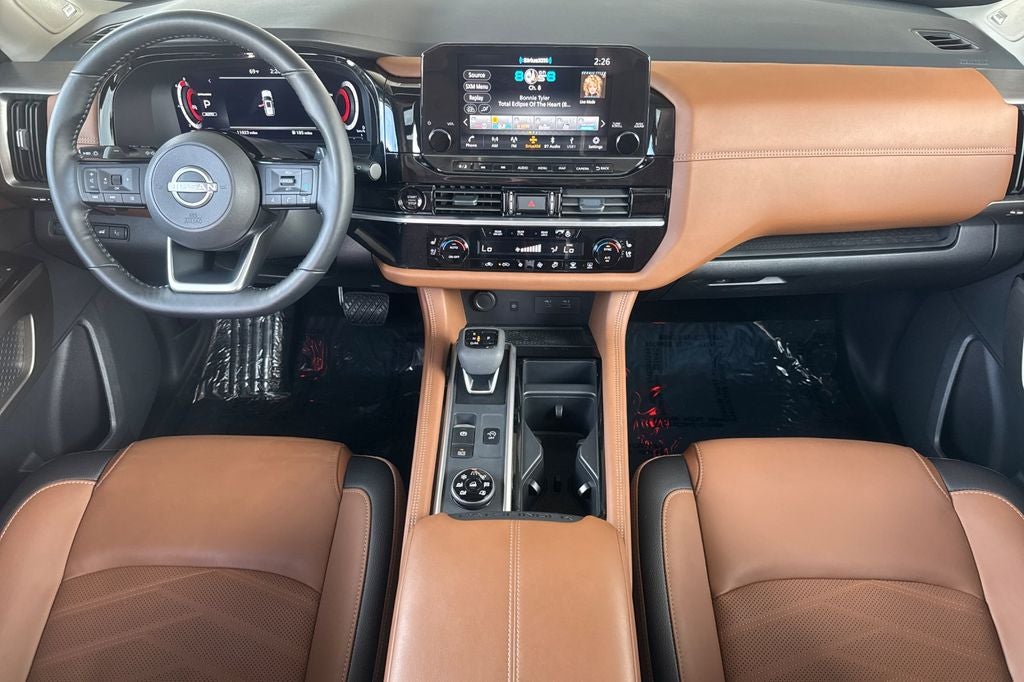 2025 Nissan Pathfinder Platinum