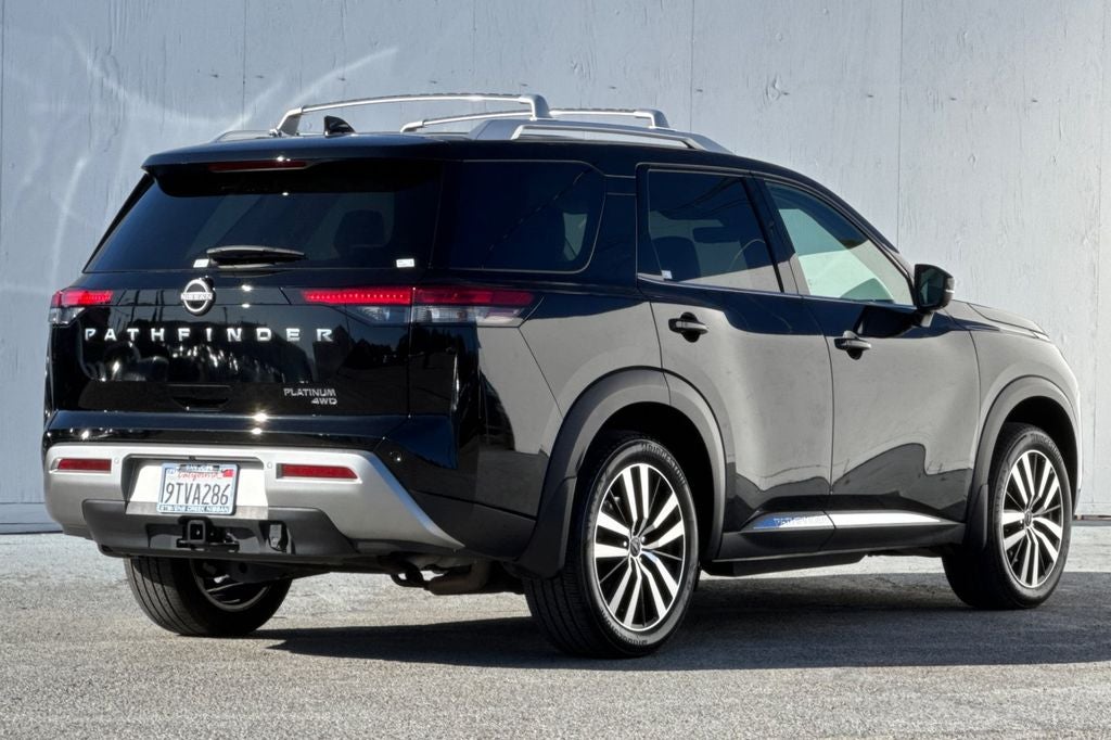 2024 Nissan Pathfinder Platinum